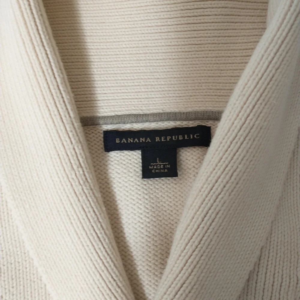 Banana‎ Republic Men's Large Beige V-neck Sweater, 100% Cotton